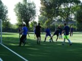 Laatste training S.K.N.W.K. JO11-1JM van seizoen 2022-2023 (partijtje tegen de ouders) (144/221)